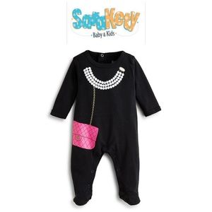 Sara Kety | Pink Bag & Pearls Footie